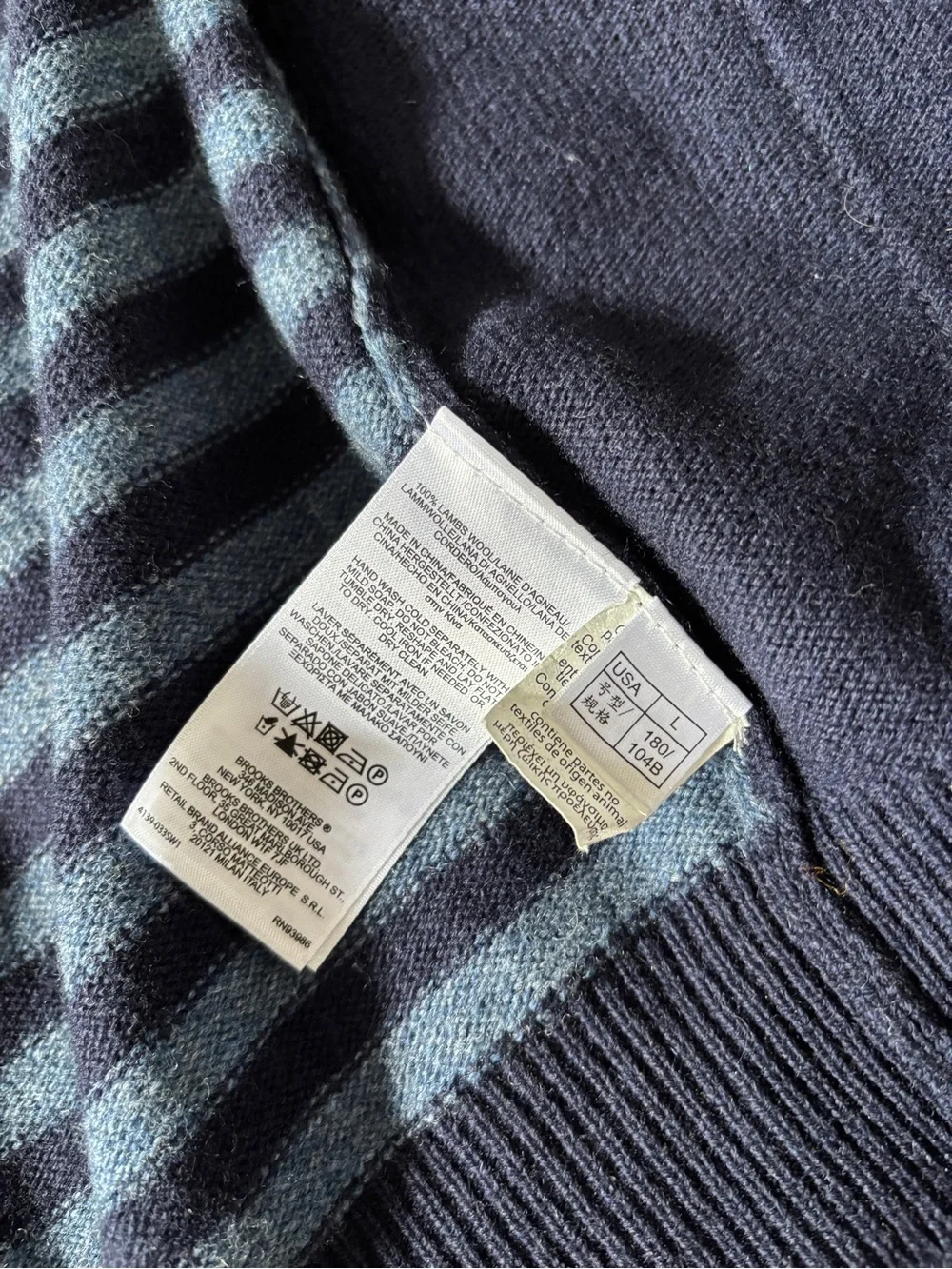 Brooks Brothers Men's large Navy Knit Button-Up Vest with Slate Trim